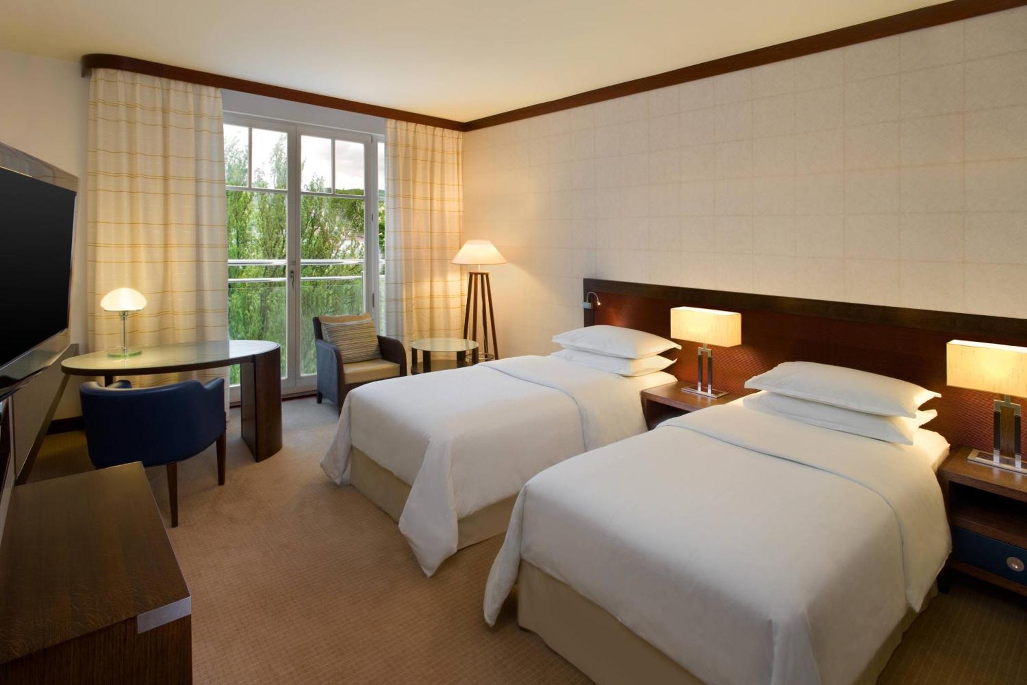 โรงแรมเชอราตัน โซปอต โซพอต ภายนอก รูปภาพ Deluxe room