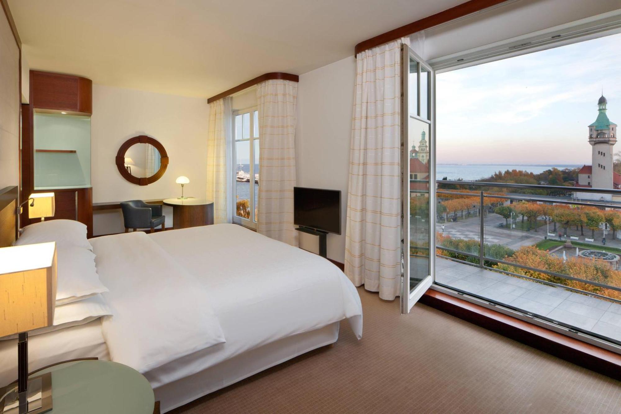 โรงแรมเชอราตัน โซปอต โซพอต ภายนอก รูปภาพ A guest room at the Hotel